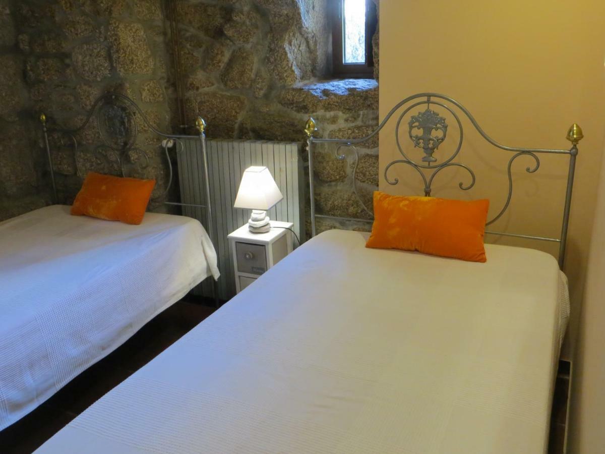 Villa Casa De Fujacos Valenca Esterno foto